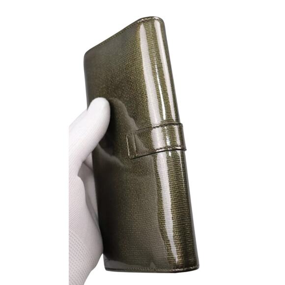 YVES SAINT LAURENT Vintage Used Green Patent Leather Long Wallet - Picture 13 of 15